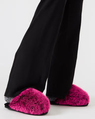 POOF FUSHIA